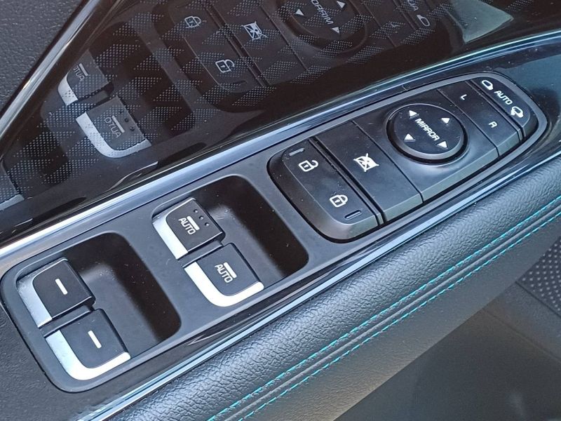 Théobald Occasion Kia E-niro SUV Electrique Gris